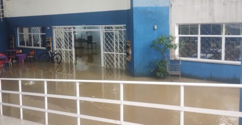 Fortes chuvas provocam suspensão de aulas em Camboriú e Balneário Camboriú