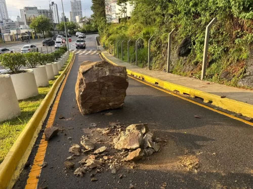 Mais que o dobro da média mensal de chuva é registrado em 24 horas em BC