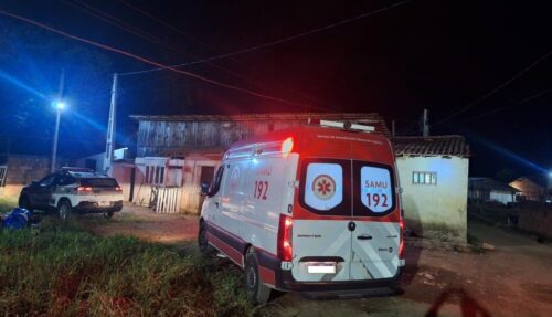 Ataque a tiros em residência resulta em dois jovens mortos em Joinville