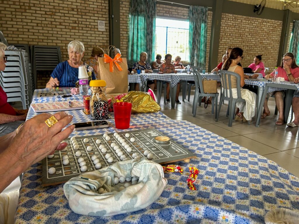 Bingos gratuitos são promovidos em bairros de BC