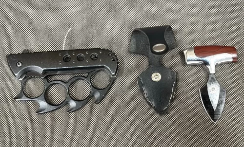 Homem é esfaqueado por palestrante durante evento em universidade de Blumenau