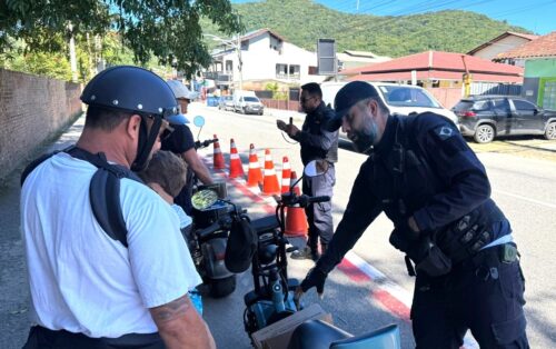 Fiscalização de ciclomotores e autopropelidos é intensificada em Penha
