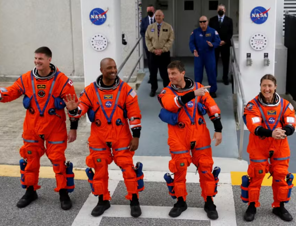 Artemis II inicia missão histórica rumo à Lua após 50 anos