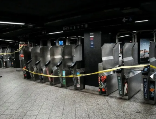 Ataque com facão em estação de Nova York deixa feridos e suspeito morto