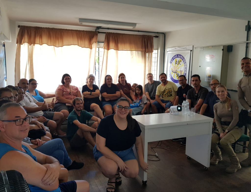 Polícia Militar apresenta programa SC em Libras em Criciúma