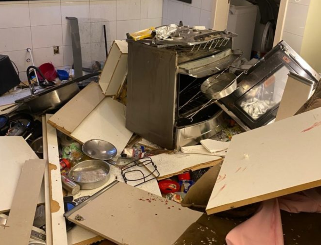 Explosão por gás deixa mulher ferida em Içara