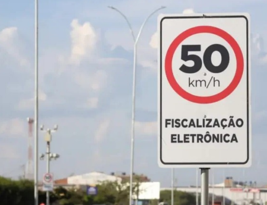 Fim das placas de radar? Entenda o que muda nas rodovias