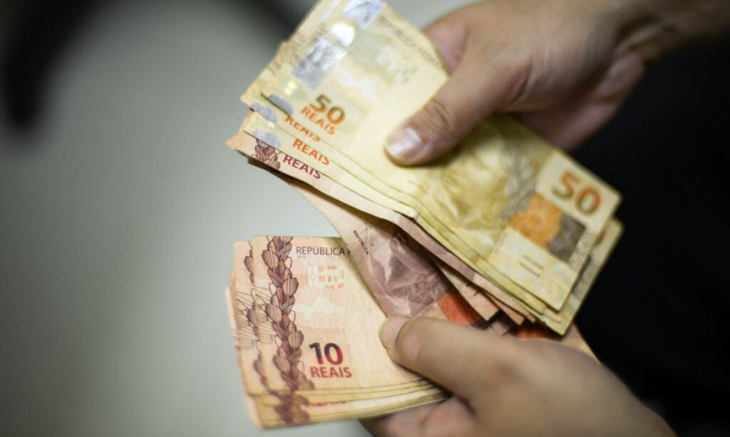 Novo Desenrola oferta descontos de até 90% em dívidas e mira estudantes e pequenos empreendedores