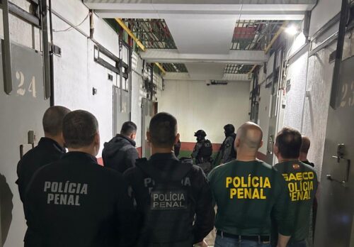 Esquema de emissão de atestados falsos para beneficiar detentos em Itajaí é desarticulado