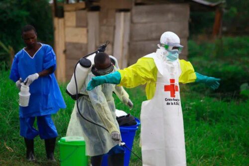 Surto de ebola na África é classificado como emergência internacional
