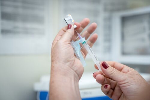 Vacina contra gripe é liberada para toda a população em Brusque