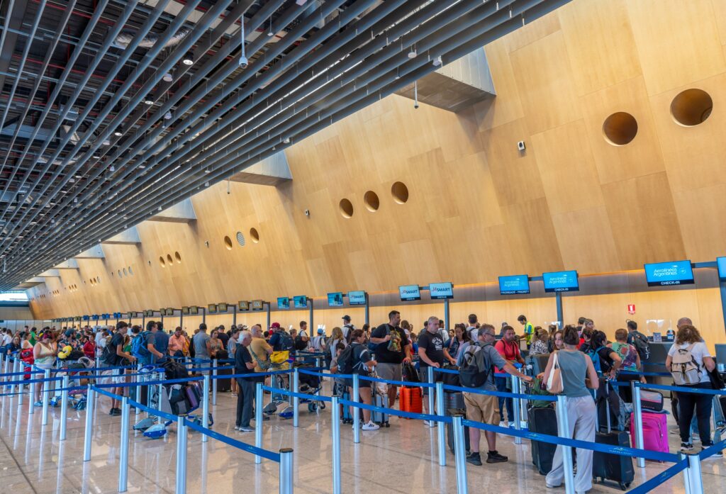 Aeroporto de Florianópolis é eleito o melhor do mundo para conexões