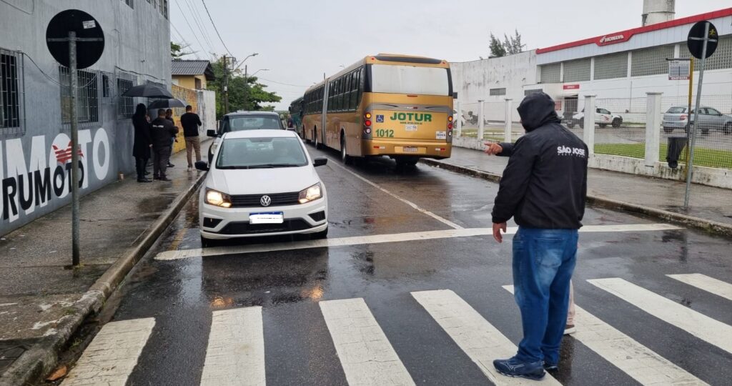 Avenida movimentada de São José terá trecho interditado por 20 dias