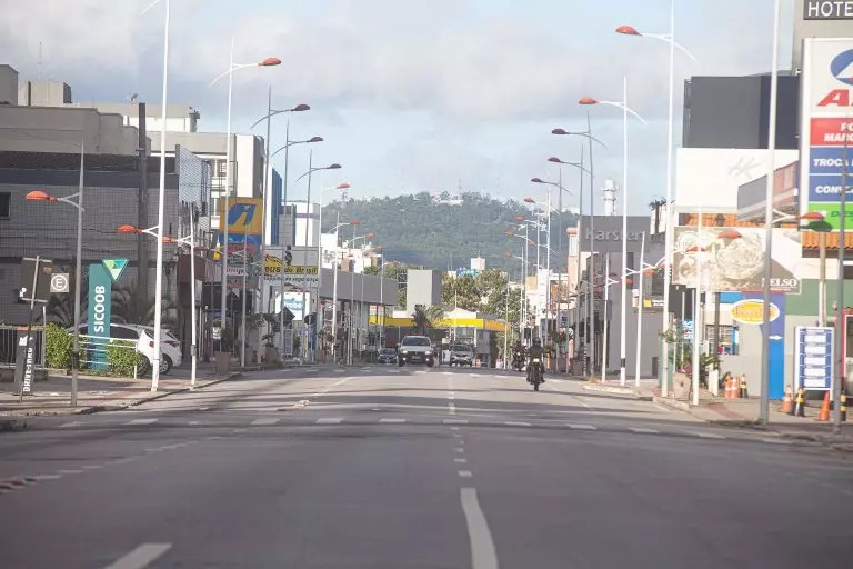 Avenida vital da Grande Florianópolis será fechada e trânsito pode virar caos