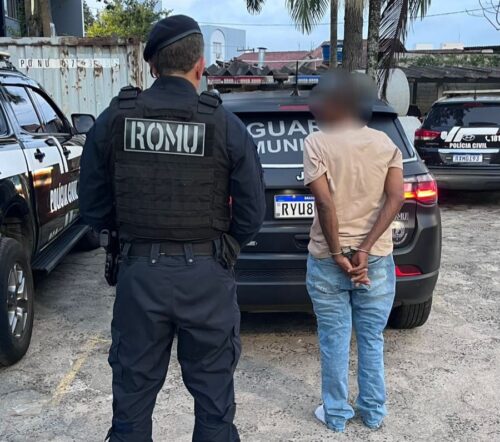 Condenado a mais de 25 anos é preso dentro da Rodoviária de Florianópolis