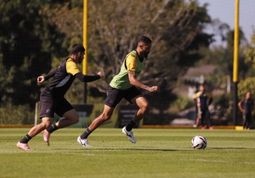 Criciúma prepara pressão no Heriberto Hülse para duelo decisivo na Série B