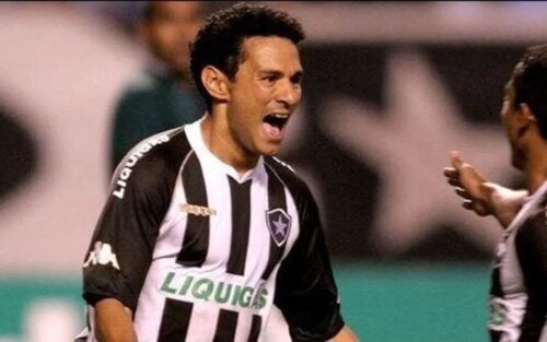Figueirense anuncia ídolo do Botafogo e ex-Corinthians para cargo no clube