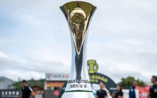 Figueirense encara líder e Brusque faz clássico catarinense na Série C