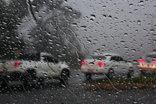 Frente fria avança e SC entra em alerta para temporais e ventos fortes