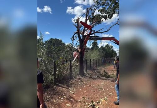 Helicóptero de dupla sertaneja cai e deixa fãs em alerta no Tocantins