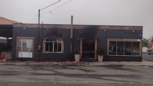 Lanchonete e residência são atingidas por incêndio em São Ludgero