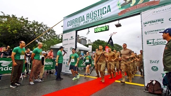 PM de SC abre inscrições para corrida de aniversário com provas em Florianópolis
