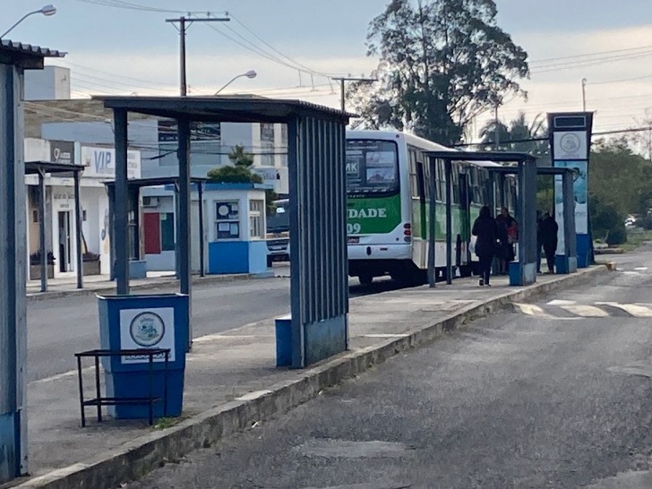 Projeto quer criar espaço exclusivo para mulheres nos ônibus de Araranguá