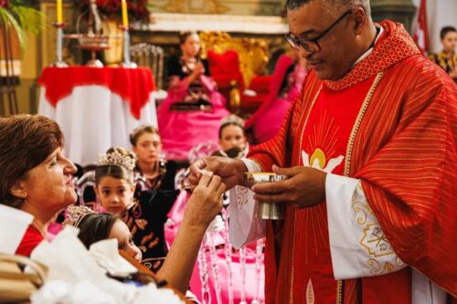 São José entra no clima da Festa do Divino e emoção toma conta do Centro Histórico