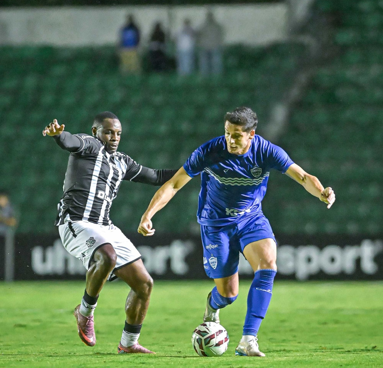 Barra goleia Figueirense e sobe na tabela de classificação do Brasileirão da Série C