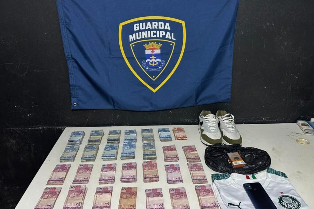 Homem é preso após furtar quase R$ 3 mil de restaurante em Itajaí