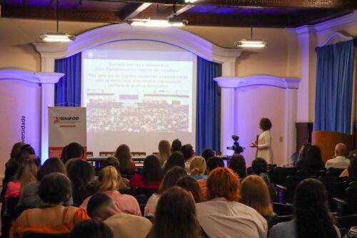 Tubarão recebe simpósio internacional sobre formação docente