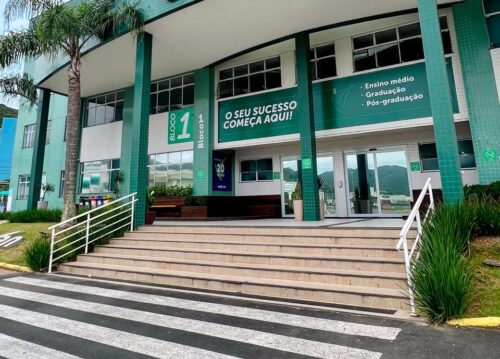Conflito entre sócios de Centro Universitário de SC é encerrado com saída de família do fundador da instituição