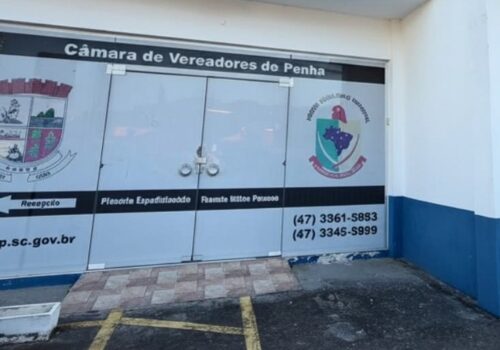 Mandato de vereador de Penha é cassado por unanimidade