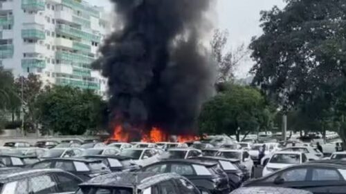 Queda de helicópteros atinge veículos e deixa seis mortos no Rio de Janeiro