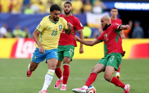 Árbitro acusado de favorecer o Barcelona vai apitar jogo do Brasil na Copa
