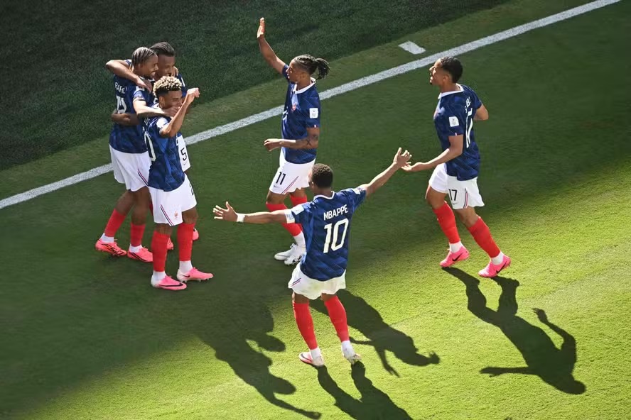 Argentina e França entram em campo hoje e podem garantir vaga antecipada na Copa
