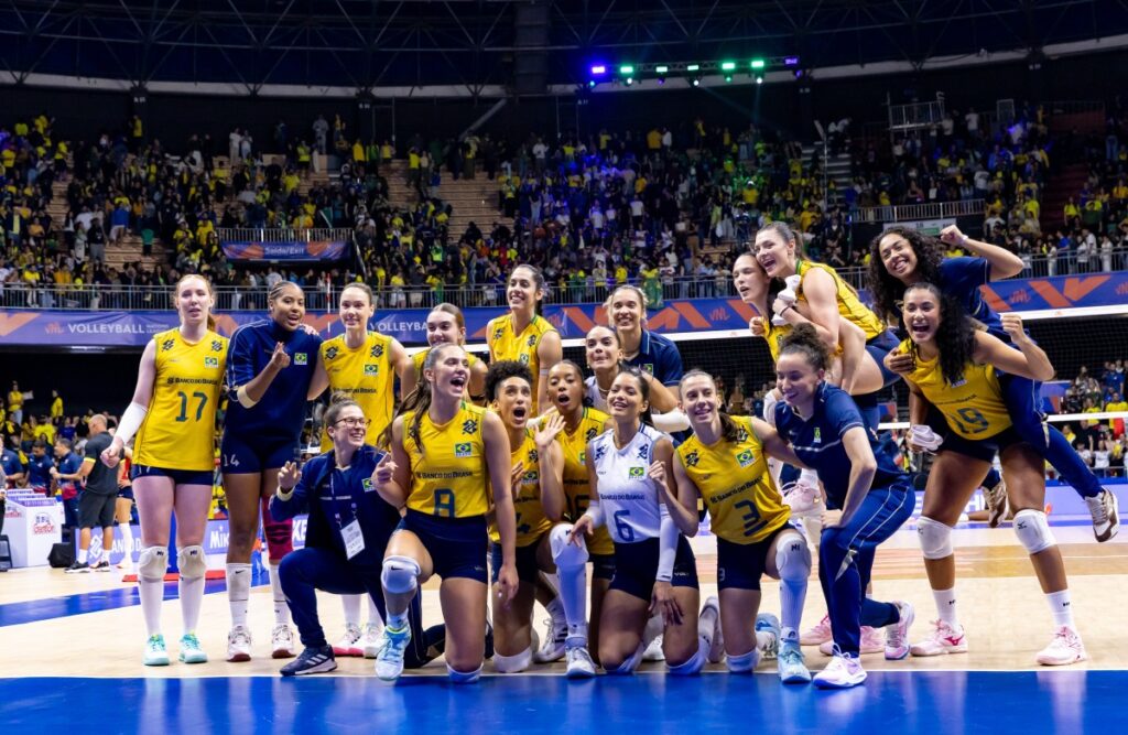Brasil reage após susto, vence no tie-break e segue imbatível na Liga das Nações