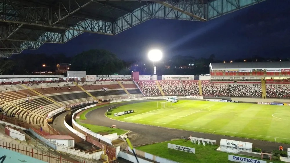 CBF define arbitragem para Botafogo-SP x Avaí pela Série B