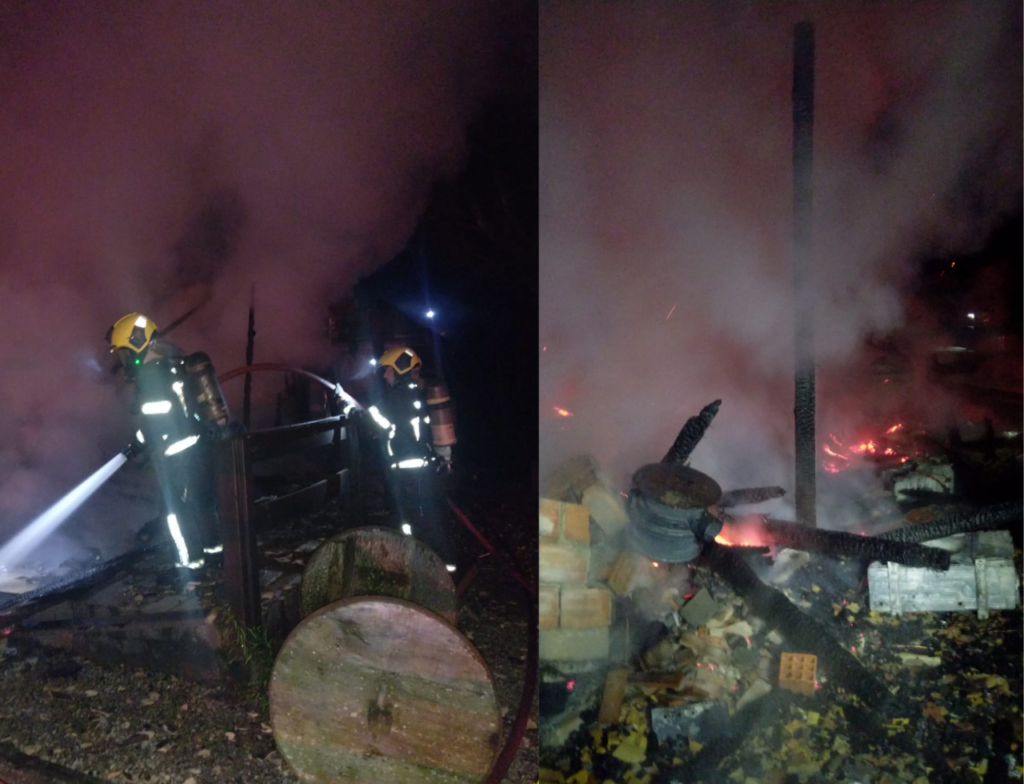 Casa é destruída por incêndio durante a noite em Siderópolis