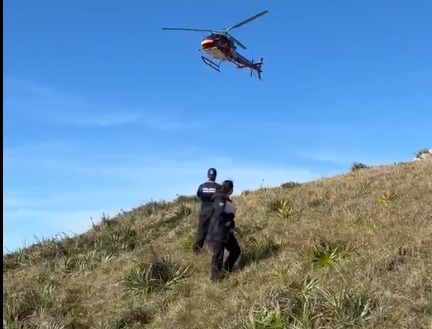 Corpo é encontrado em área isolada da Lagoinha do Leste e operação mobiliza bombeiros em Florianópolis
