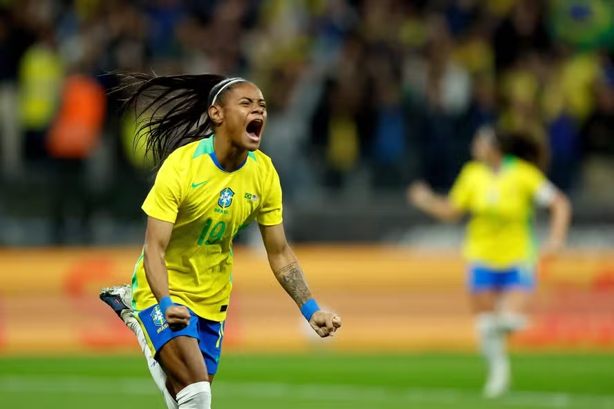 De Criciúma para a Seleção: atacante faz gol e chama atenção para 2027