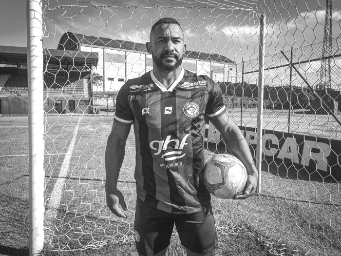 Ex-jogador do Atlético Tubarão é morto a tiros em conveniência