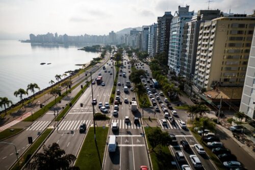Florianópolis pode mudar regras para Uber e apps; veja o que está previsto