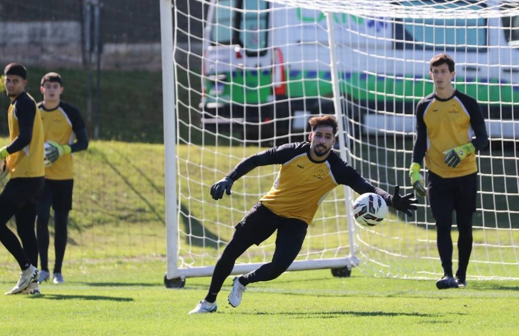 Invicto há oito jogos, Criciúma mira confronto decisivo fora de casa na Série B