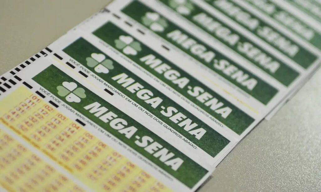 Mega-Sena acumula e prêmio dispara para R$ 36 milhões; veja os números