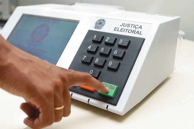 Nova pesquisa mostra vantagem ampla de Jorginho Mello na disputa pelo Governo de SC