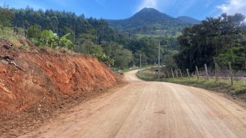 Obra aguardada há anos finalmente sai do papel e transforma estrada em Gravatal