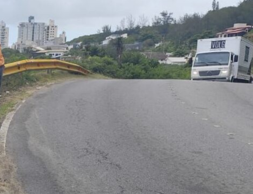 Obra promete mais segurança em trecho crítico da Praia do Iró em Laguna
