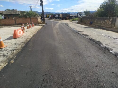 Obras avançam e quatro ruas de Imbituba vão ganhar asfalto novo