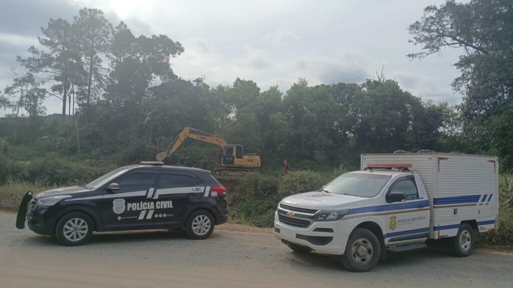 Ossada é encontrada em córrego após operação contra facção em Araquari